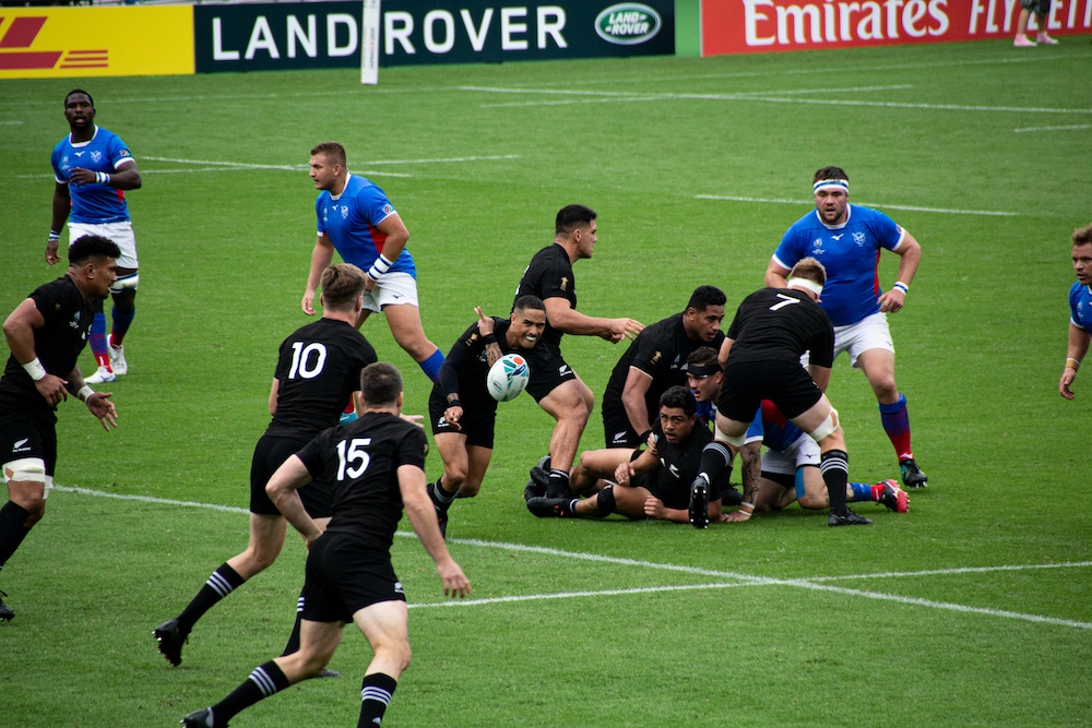 黒いジャージーを着て試合に臨むニュージーランド代表All Blacks